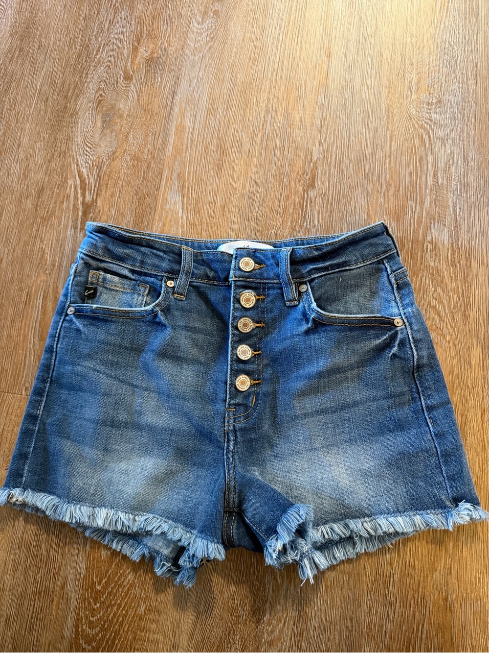 KanCan Button-Front Frayed Hem Denim Shorts in Blue